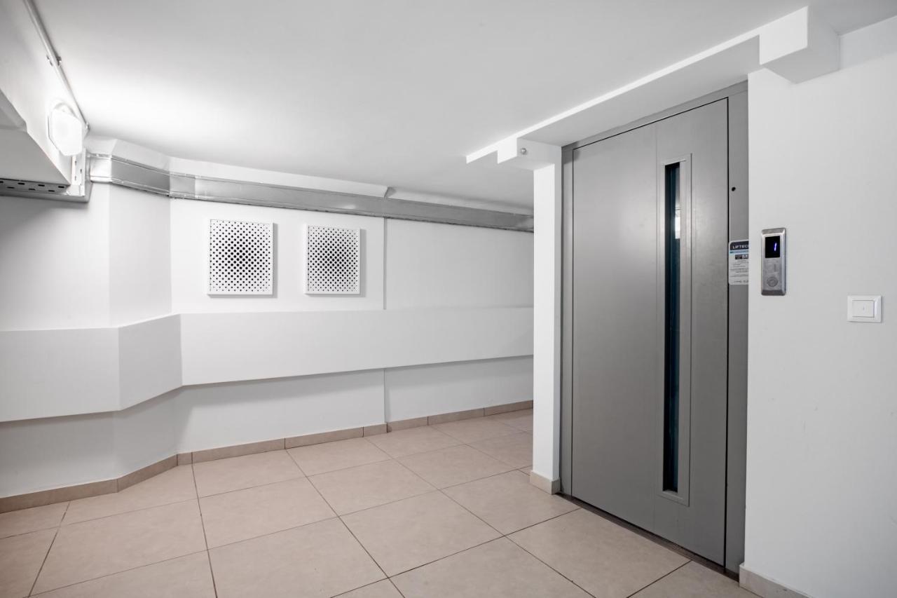 Supreme C2 Apartment In Syntagma 아테네 외부 사진